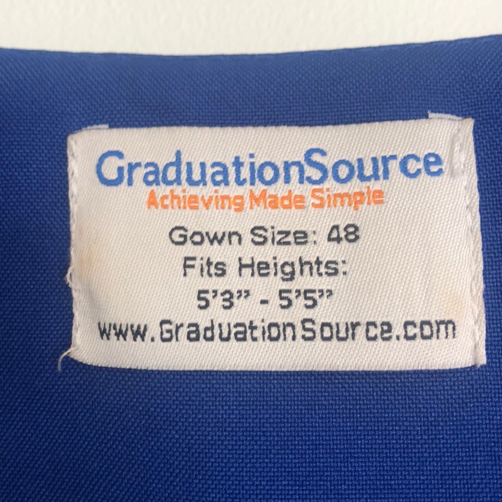 Graduation gown - Picture 2 of 2